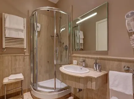 Dharma Hotel Rome