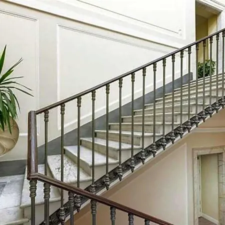 Dharma Hotel