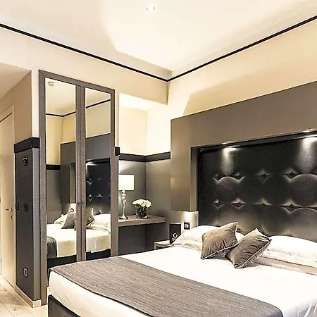 Dharma Hotel Rome