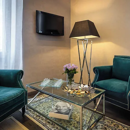 Dharma Hotel Rome