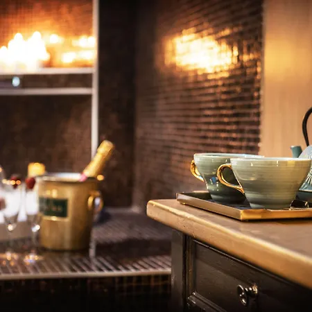 Hotel Dharma Rome