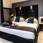 Hotel Dharma
