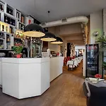 Dharma Hotel Rome