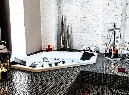 Dharma Style & Hotell Rom