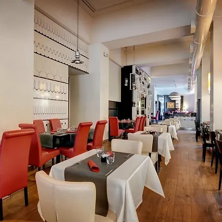 Hotell Dharma Style & 4*